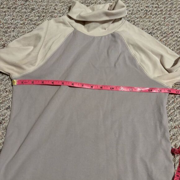 Aritzia Sunday Best Colorblock Turtle Neck Long Sleeve Crop T-Shirt- Size Large - Picture 6 of 8